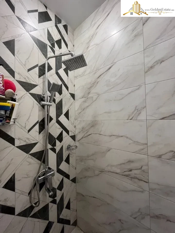 4 սենյականոց բնակարան նորակառույց շենքում Արղության փողոցում Արաբկիրում, 96 քմ, 12/14 հարկ