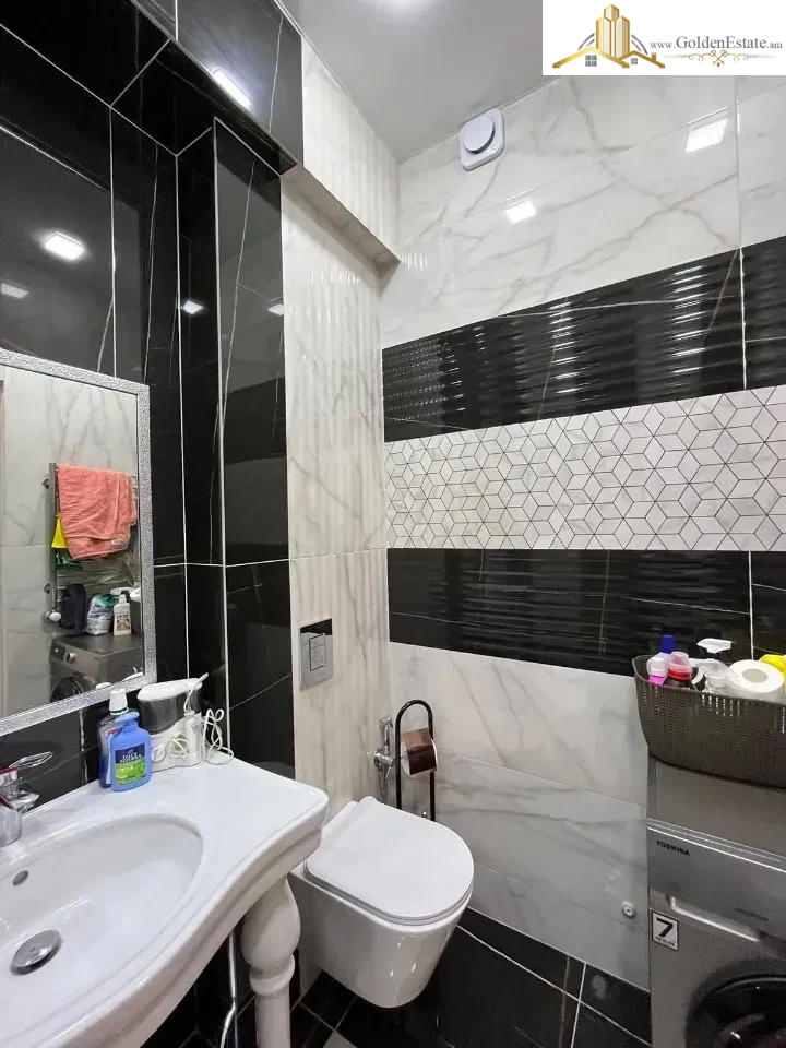 4 սենյականոց բնակարան նորակառույց շենքում Արղության փողոցում Արաբկիրում, 96 քմ, 12/14 հարկ