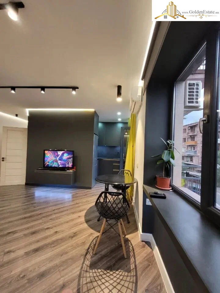 1 սենյականոց բնակարան Օրբելի եղբայրների փողոցում Արաբկիրում, 35 քմ, 1/5 հարկ, քարե շենք