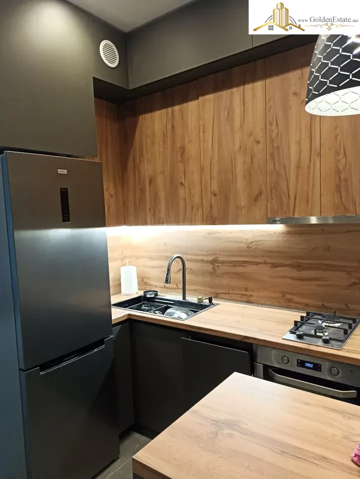 2 սենյականոց բնակարան նորակառույց շենքում Քանաքեռ-Զեյթունում, 60 քմ, 10/16 հարկ, բարձր առաստաղներ