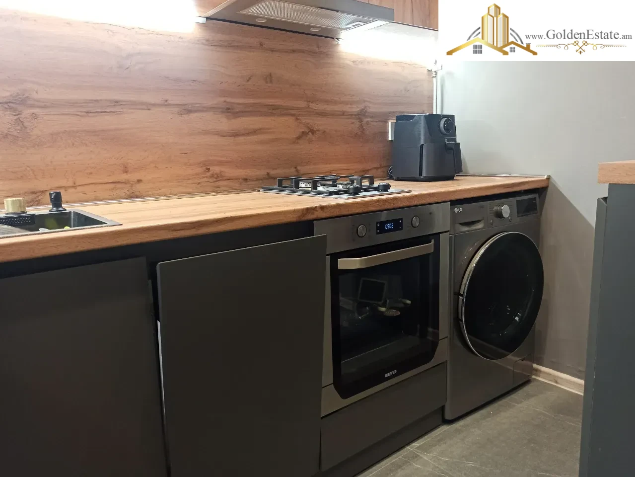 2 սենյականոց բնակարան նորակառույց շենքում Քանաքեռ-Զեյթունում, 60 քմ, 10/16 հարկ, բարձր առաստաղներ