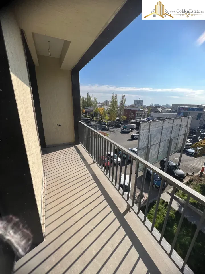 Ընդարձակ 4 սենյականոց բնակարան նորակառույց շենքում Տիգրան Պետրոսյանի փողոցում Դավթաշենում, 277 քմ