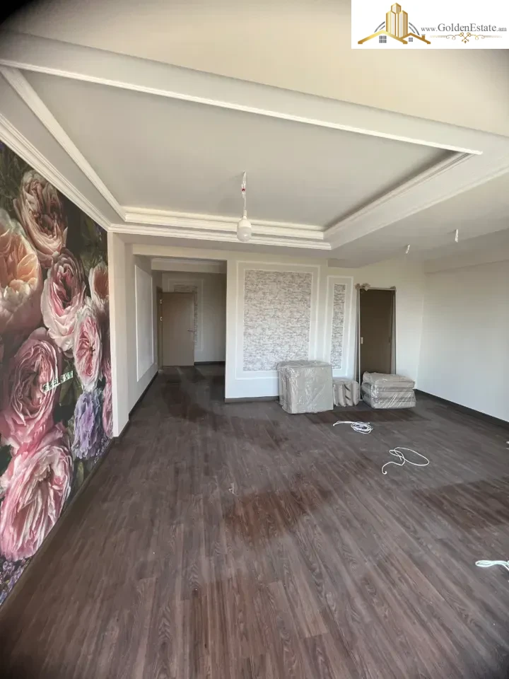 Ընդարձակ 4 սենյականոց բնակարան նորակառույց շենքում Տիգրան Պետրոսյանի փողոցում Դավթաշենում, 277 քմ