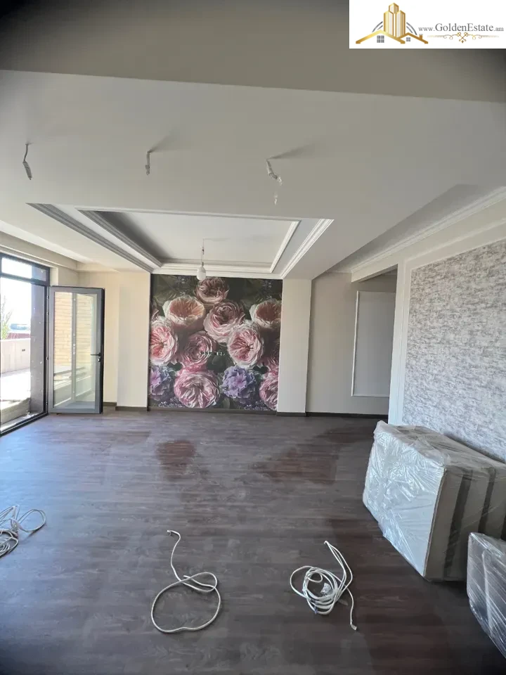 Ընդարձակ 4 սենյականոց բնակարան նորակառույց շենքում Տիգրան Պետրոսյանի փողոցում Դավթաշենում, 277 քմ