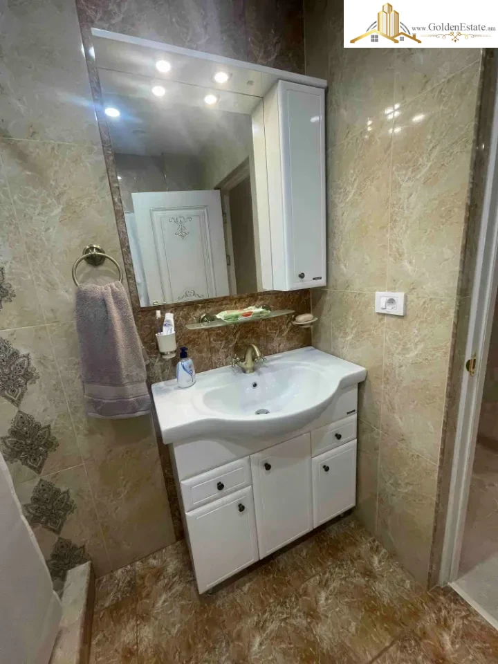 2 սենյականոց բնակարան նորակառույց շենքում Տերյան փողոցում կենտրոնում, 78 քմ, բարձր առաստաղներ