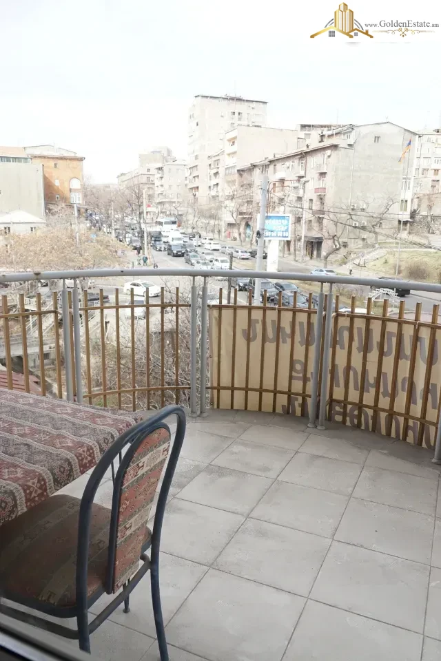 Գրասենյակային տարածք Մարշալ Բաղրամյան պողոտայում Արաբկիրում, 50 քմ