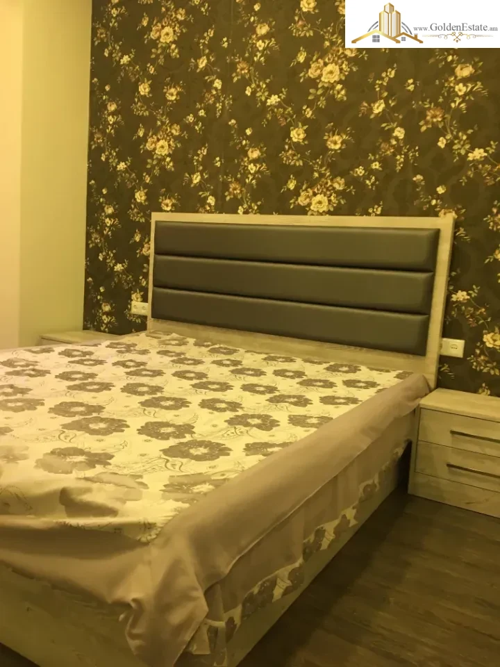 2 սենյականոց բնակարան Նաիրի Զարյան փողոցում Արաբկիրում, 60 քմ, 1/4 հարկ, բարձր առաստաղներ, քարե շենք