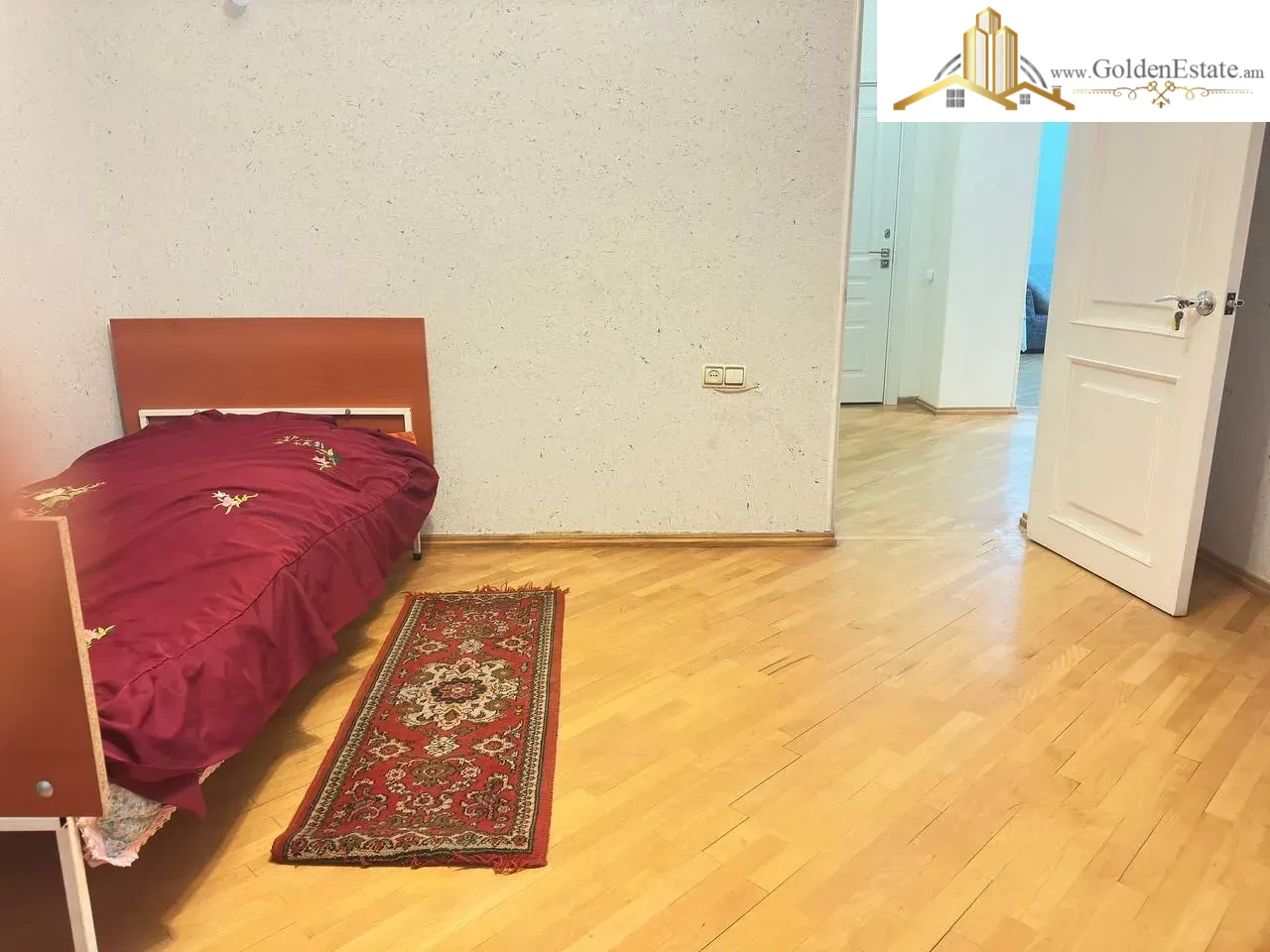 3 սենյականոց բնակարան Զաքարիա Քանաքեռցու փողոցում Քանաքեռ-Զեյթունում, 80 քմ, 1/3 հարկ