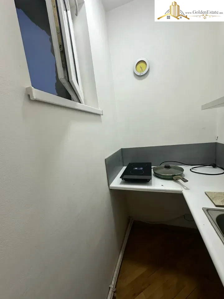 3 սենյականոց բնակարան Զաքարիա Քանաքեռցու փողոցում Քանաքեռ-Զեյթունում, 80 քմ, 1/3 հարկ