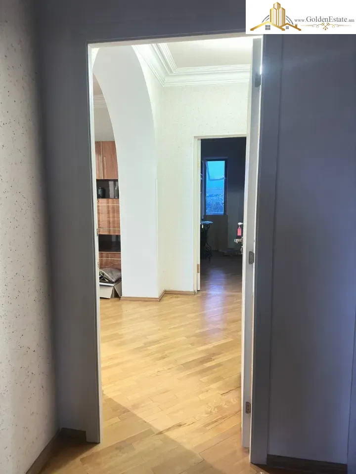 3 սենյականոց բնակարան Զաքարիա Քանաքեռցու փողոցում Քանաքեռ-Զեյթունում, 80 քմ, 1/3 հարկ