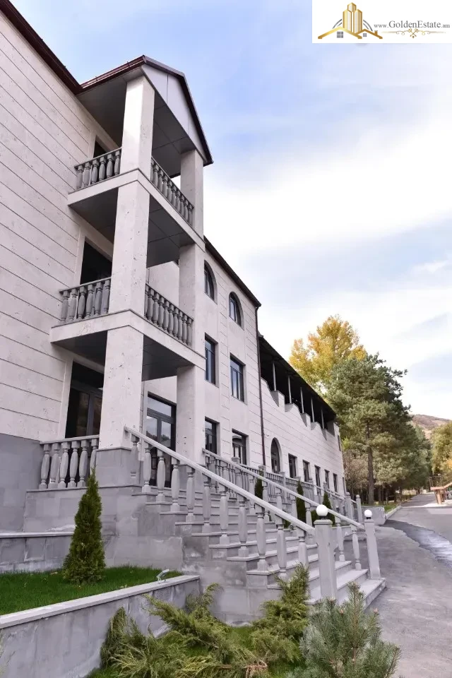 Հյուրանոց Անտառային փողոցում Արզականում, 3,500 քմ