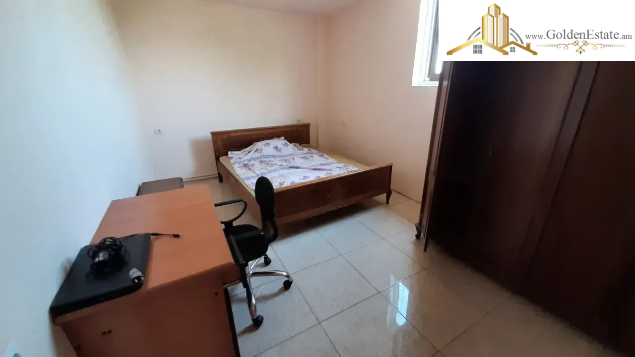 2 սենյականոց բնակարան Կարապետ Ուլնեցու փողոցում Քանաքեռ-Զեյթունում, 60 քմ, 2/2 հարկ, քարե շենք