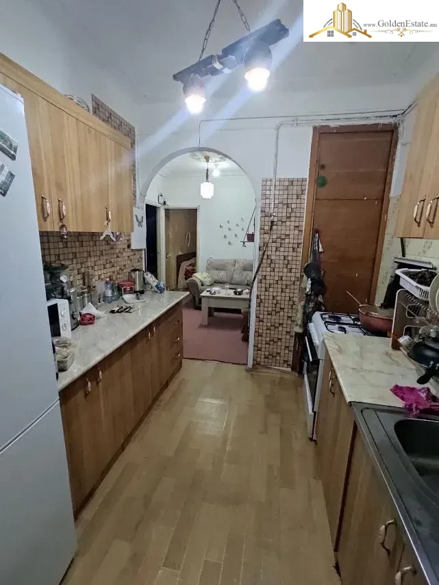 4 սենյականոց բնակարան, 19-я улица Арабкира Արաբկիրում, 88 քմ, նախավերջին հարկ, 2 սանհանգույց