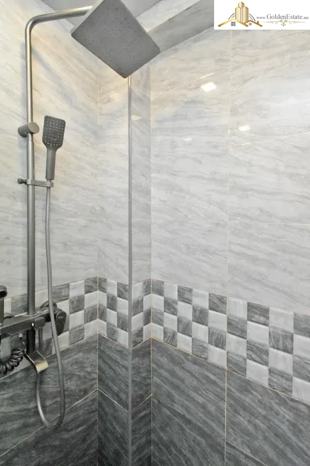 2 սենյականոց բնակարան Դավիթ Անհաղթի փողոցում Քանաքեռ-Զեյթունում, 40 քմ, 2/8 հարկ, քարե շենք