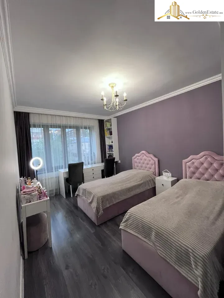 3 սենյականոց բնակարան Ավետ Ավետիսյան փողոցում Արաբկիրում, 77 քմ, նախավերջին հարկ, քարե շենք