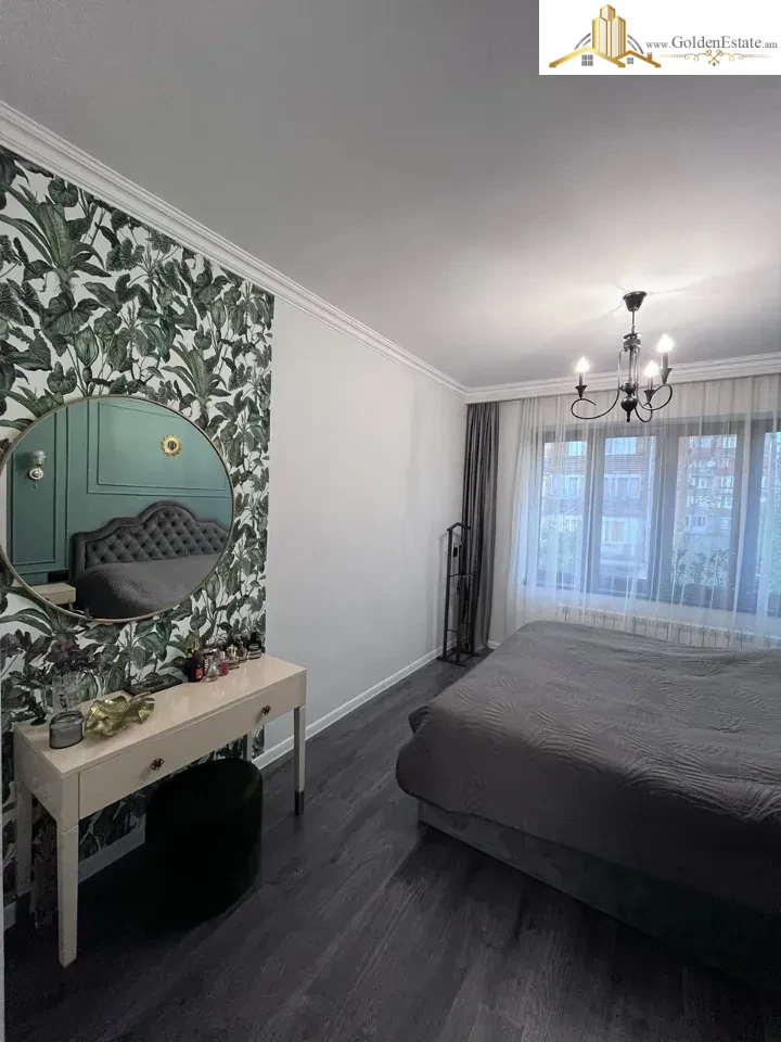 3 սենյականոց բնակարան Ավետ Ավետիսյան փողոցում Արաբկիրում, 77 քմ, նախավերջին հարկ, քարե շենք