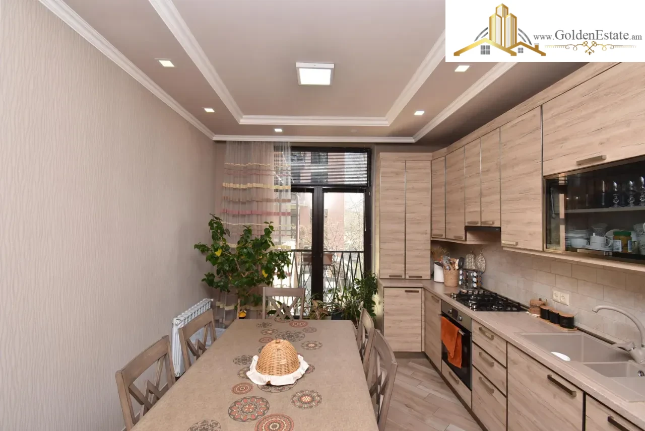 4 սենյականոց բնակարան նորակառույց շենքում Դավթաշենի 3-րդ զանգվածում, 150 քմ, 3/5 հարկ, 2 սանհանգույց