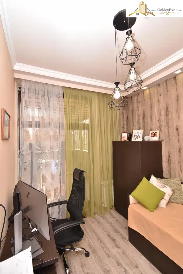 4 սենյականոց բնակարան նորակառույց շենքում Դավթաշենի 3-րդ զանգվածում, 150 քմ, 3/5 հարկ, 2 սանհանգույց