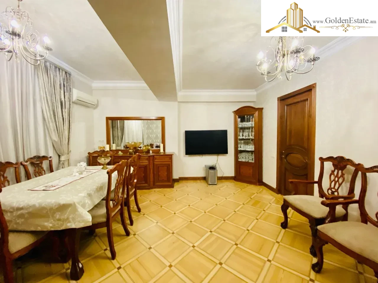 3 սենյականոց բնակարան նորակառույց շենքում Դավիթ Հովհաննեսի փողոցում կենտրոնում, 88 քմ, 4/12 հարկ