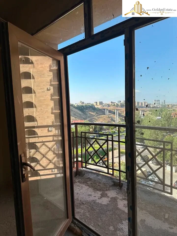 4 սենյականոց բնակարան նորակառույց շենքում Անաստաս Միկոյան փողոցում Դավթաշենում, 106 քմ, 8/15 հարկ