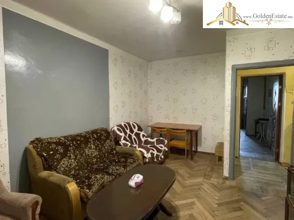 2 սենյականոց բնակարան Աղբյուր Սերոբի փողոցում Արաբկիրում, 72 քմ, նախավերջին հարկ, քարե շենք