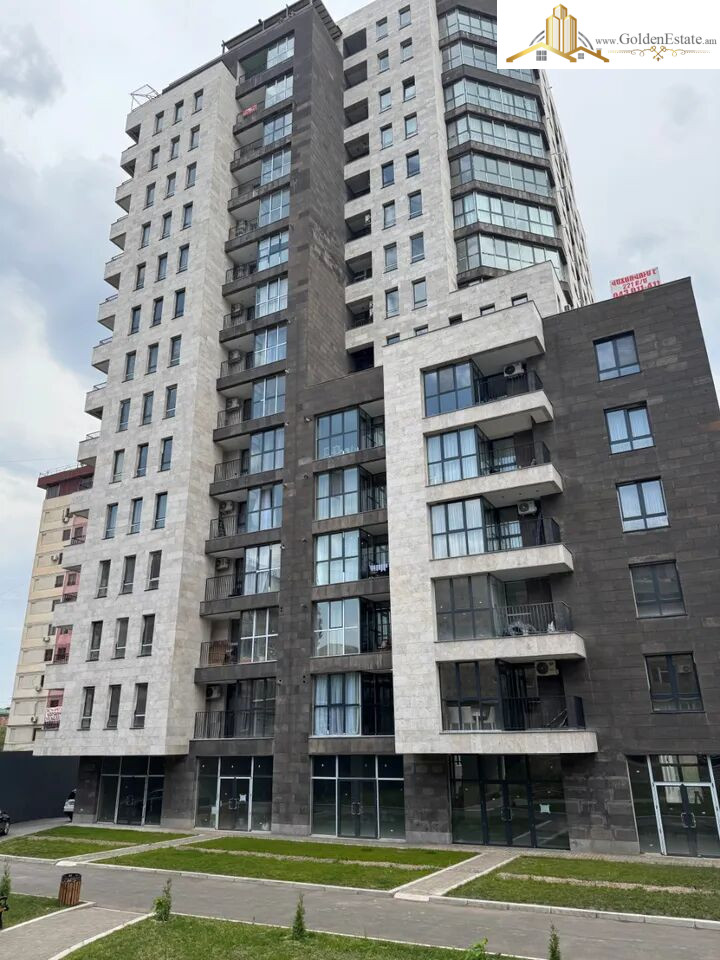 4 սենյականոց բնակարան նորակառույց շենքում Մամիկոնյանց փողոցում Արաբկիրում, 120 քմ, 1/16 հարկ