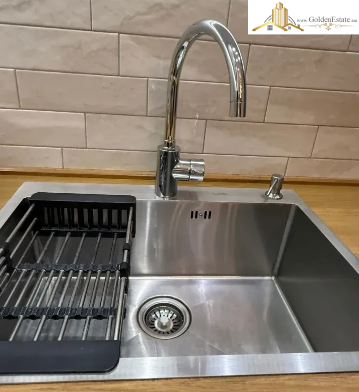 2 սենյականոց բնակարան նորակառույց շենքում Արզումանյան փողոցում Աջափնյակում, 40 քմ, 10/12 հարկ