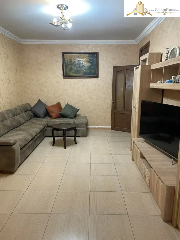 3 սենյականոց բնակարան Ազատության պողոտայում Արաբկիրում, 85 քմ, 1/4 հարկ, բարձր առաստաղներ, քարե շենք