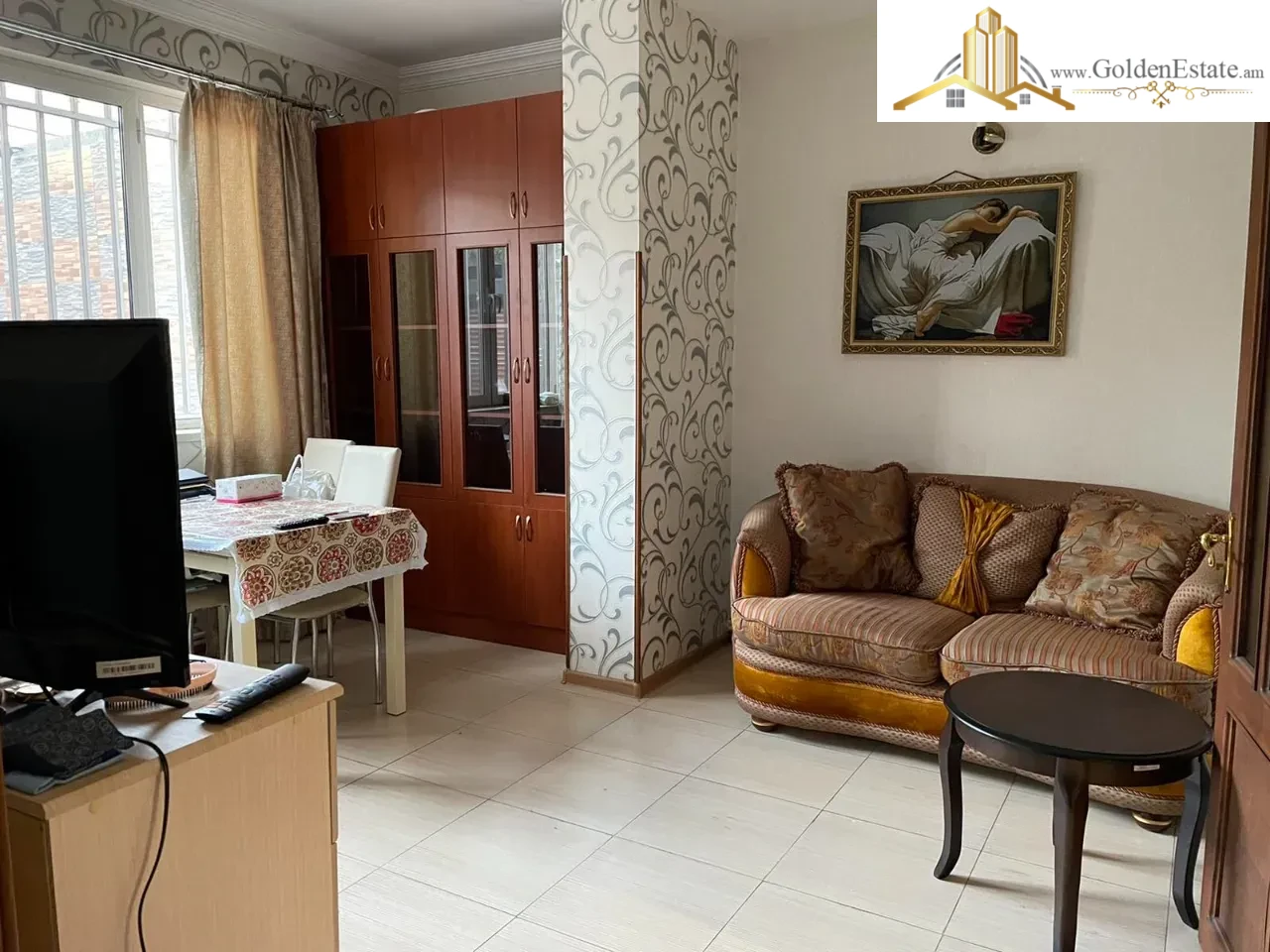 3 սենյականոց բնակարան Ազատության պողոտայում Արաբկիրում, 85 քմ, 1/4 հարկ, բարձր առաստաղներ, քարե շենք