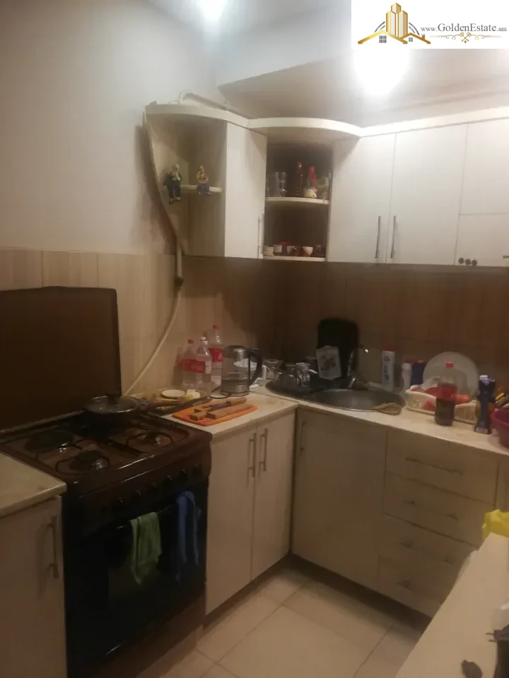 3 սենյականոց բնակարան Ազատության պողոտայում Արաբկիրում, 85 քմ, 1/4 հարկ, բարձր առաստաղներ, քարե շենք