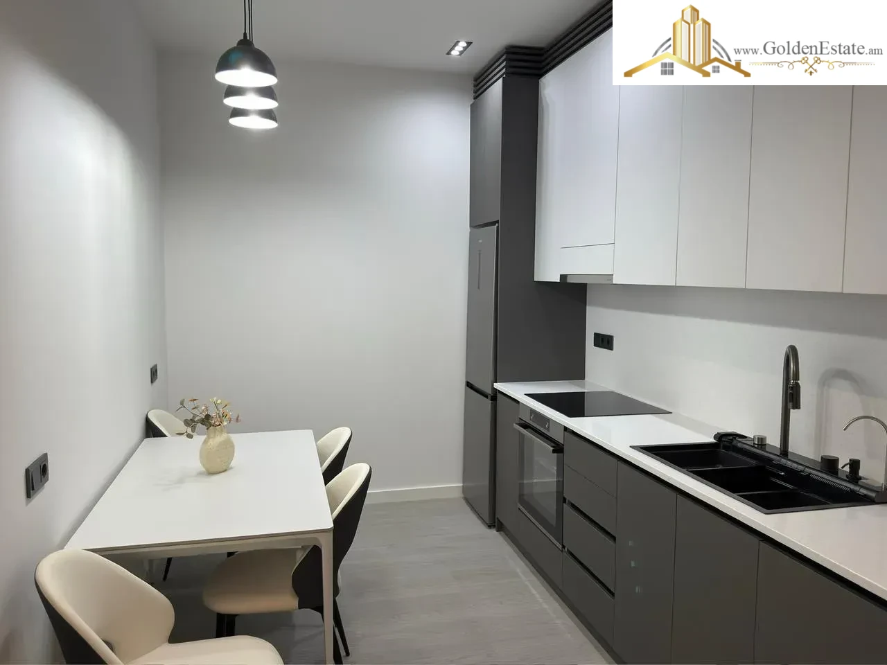 2 սենյականոց բնակարան նորակառույց շենքում Արշակունյաց պողոտայում կենտրոնում, 57 քմ, 11/16 հարկ