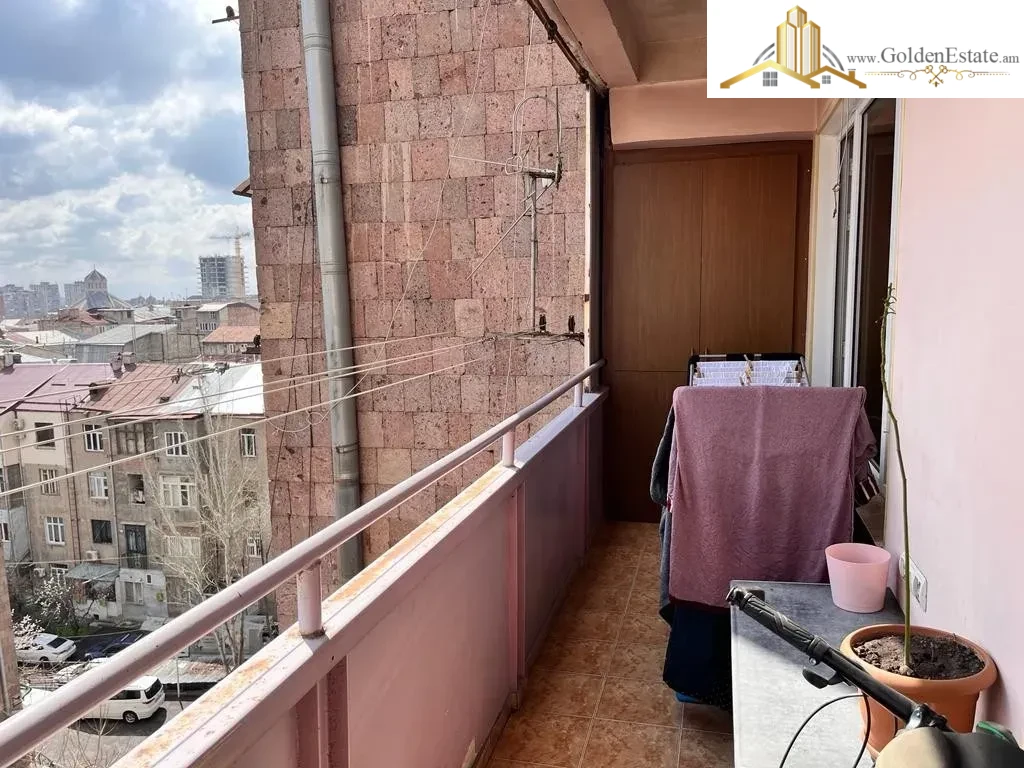 3 սենյականոց բնակարան Վարդանանց փողոցում կենտրոնում, 100 քմ, 7/10 հարկ, 2 սանհանգույց