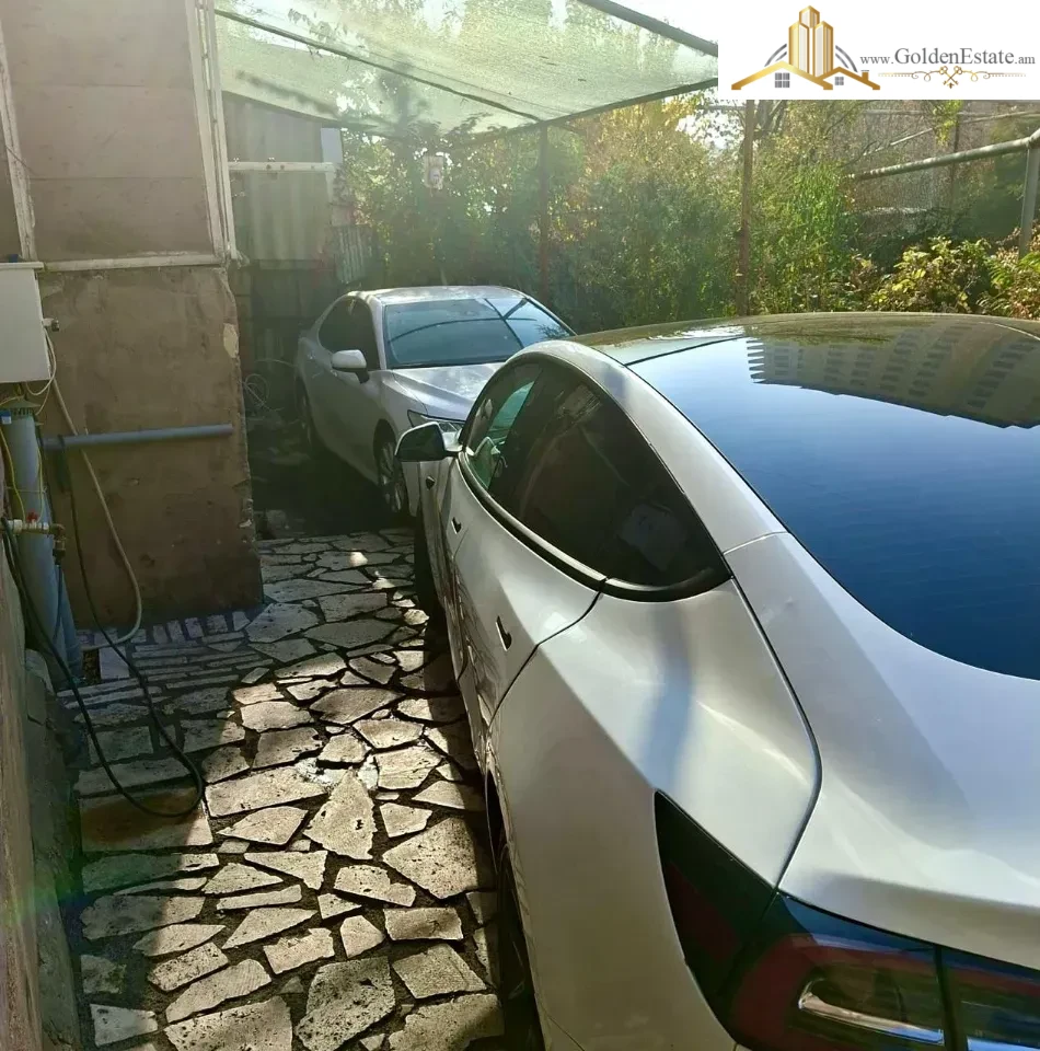 3 սենյականոց բնակարան Դավիթ Հովհաննեսի փողոցում Արաբկիրում, 71 քմ, 1/9 հարկ, բարձր առաստաղներ