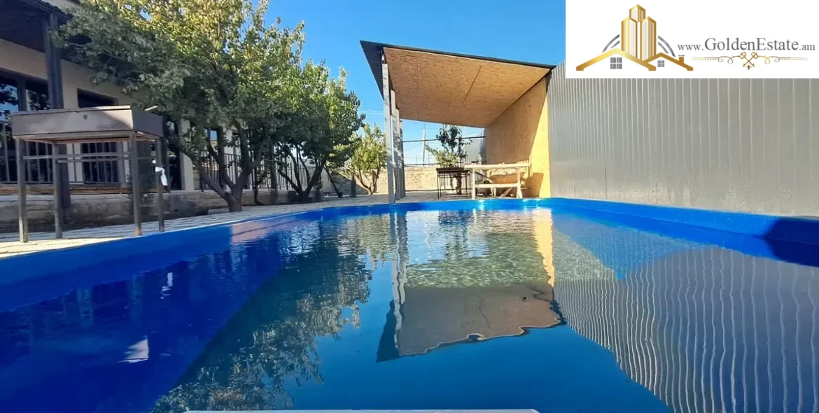 Հյուրանոց Պարույր Սևակի փողոցում Պտղունքում, 200 քմ