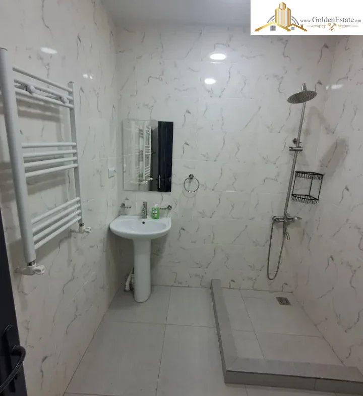 Հյուրանոց Պարույր Սևակի փողոցում Պտղունքում, 200 քմ