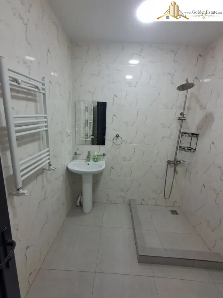 Հյուրանոց Պարույր Սևակի փողոցում Պտղունքում, 200 քմ