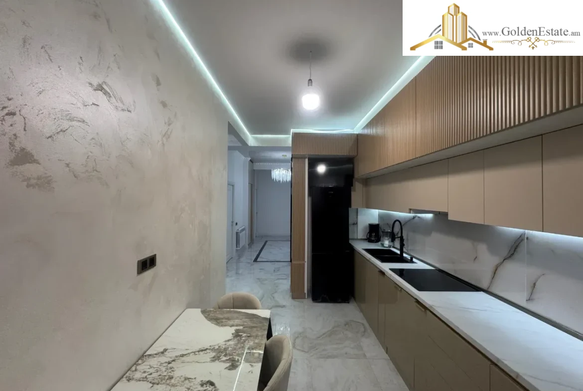 4 սենյականոց բնակարան նորակառույց շենքում Ադոնցի փողոցում Արաբկիրում, 124 քմ, նախավերջին հարկ