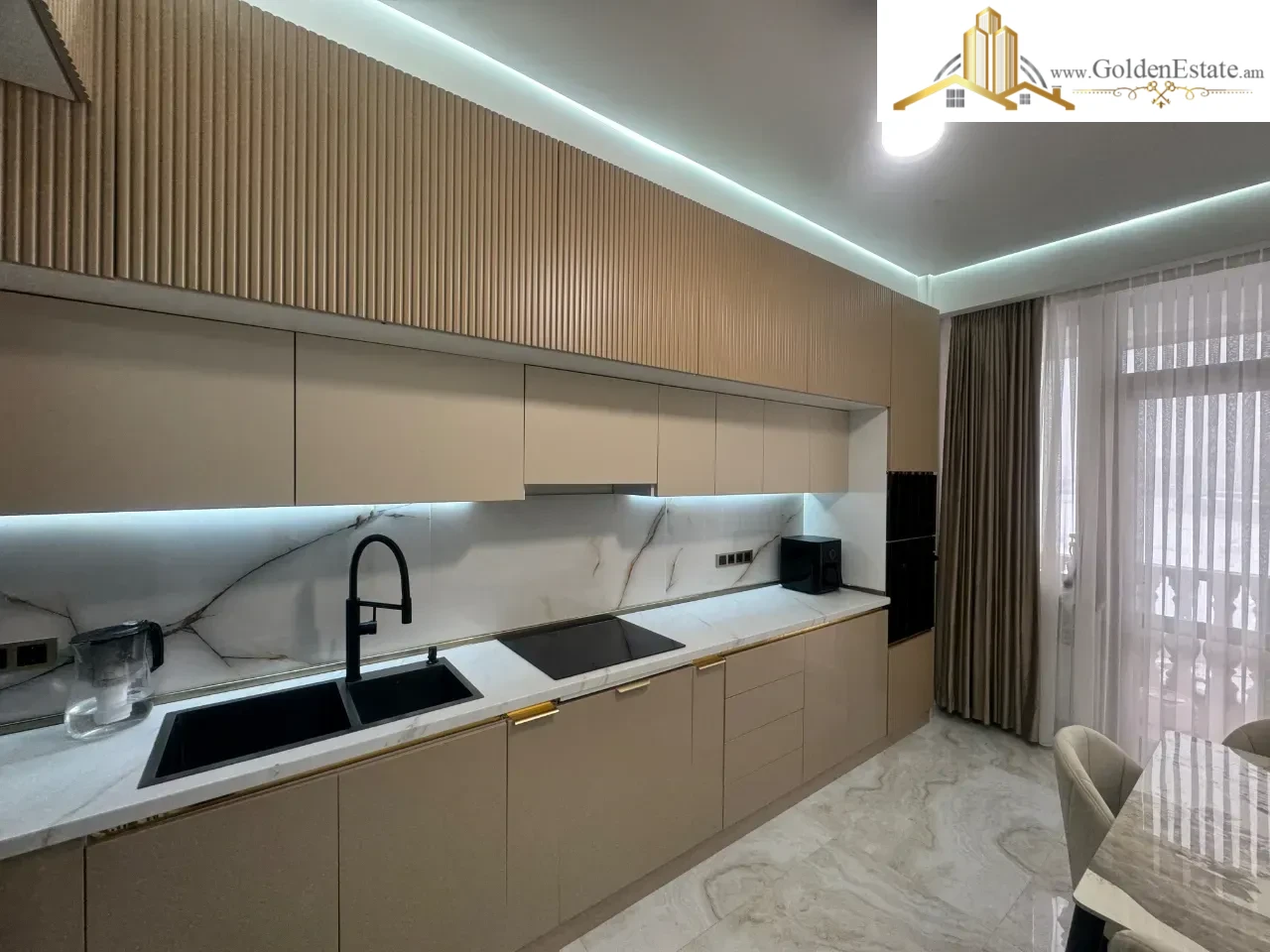 4 սենյականոց բնակարան նորակառույց շենքում Ադոնցի փողոցում Արաբկիրում, 124 քմ, նախավերջին հարկ