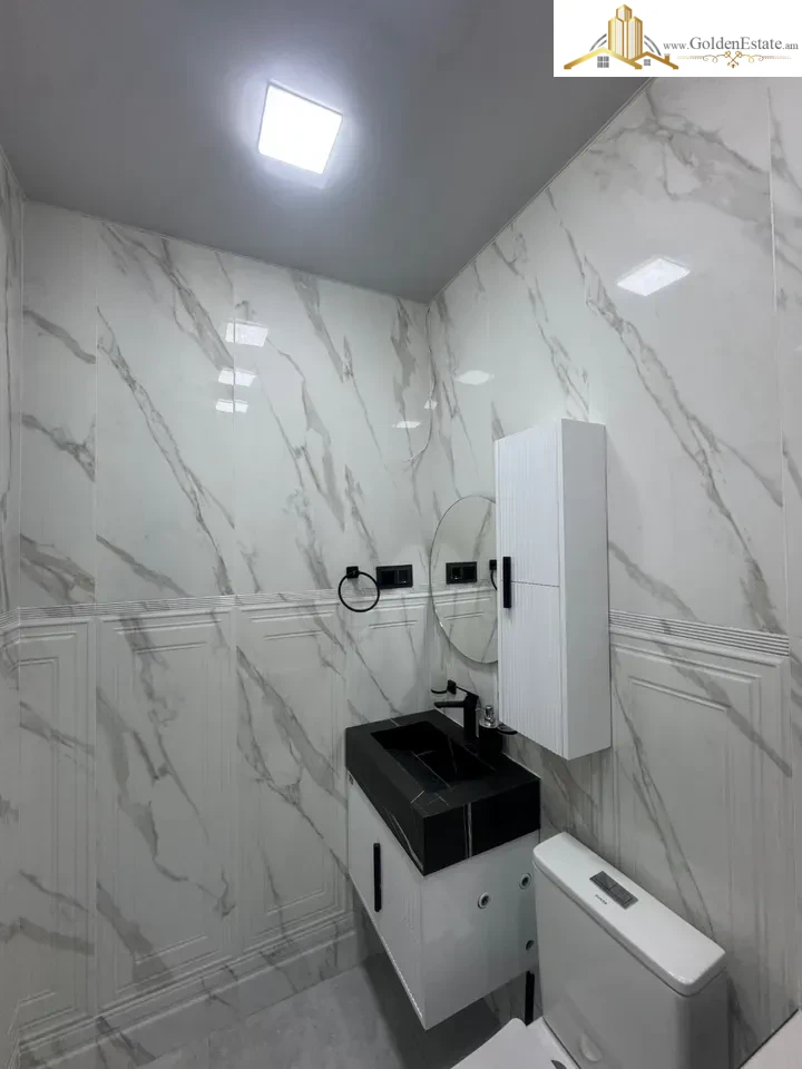 4 սենյականոց բնակարան նորակառույց շենքում Ադոնցի փողոցում Արաբկիրում, 124 քմ, նախավերջին հարկ