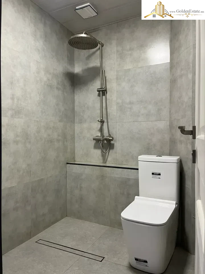 3 սենյականոց բնակարան Սունդուկյան փողոցում Արաբկիրում, 80 քմ, 2/5 հարկ, 2 սանհանգույց