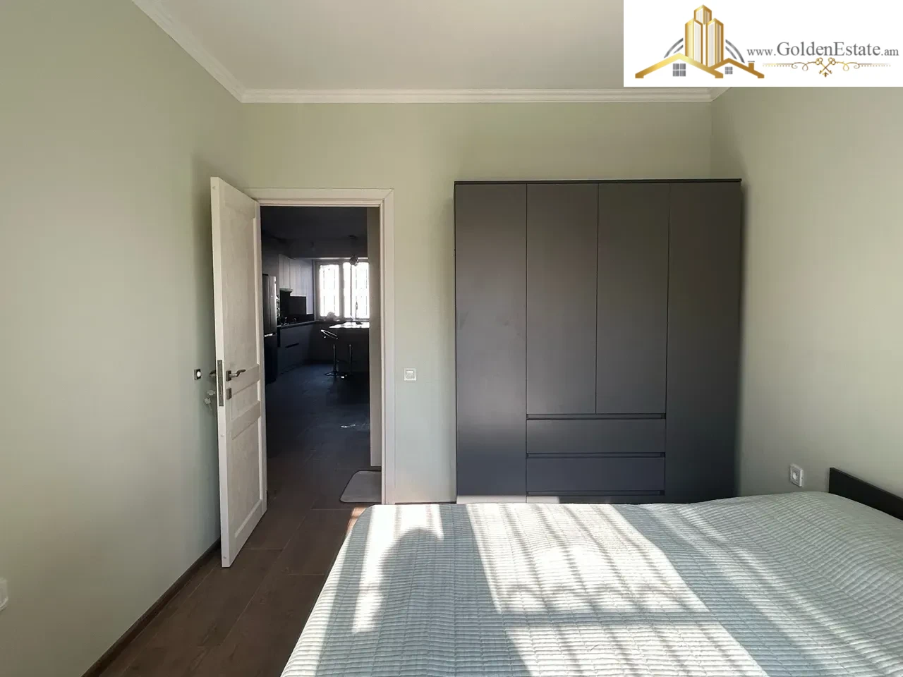 3 սենյականոց բնակարան Սունդուկյան փողոցում Արաբկիրում, 80 քմ, 2/5 հարկ, 2 սանհանգույց