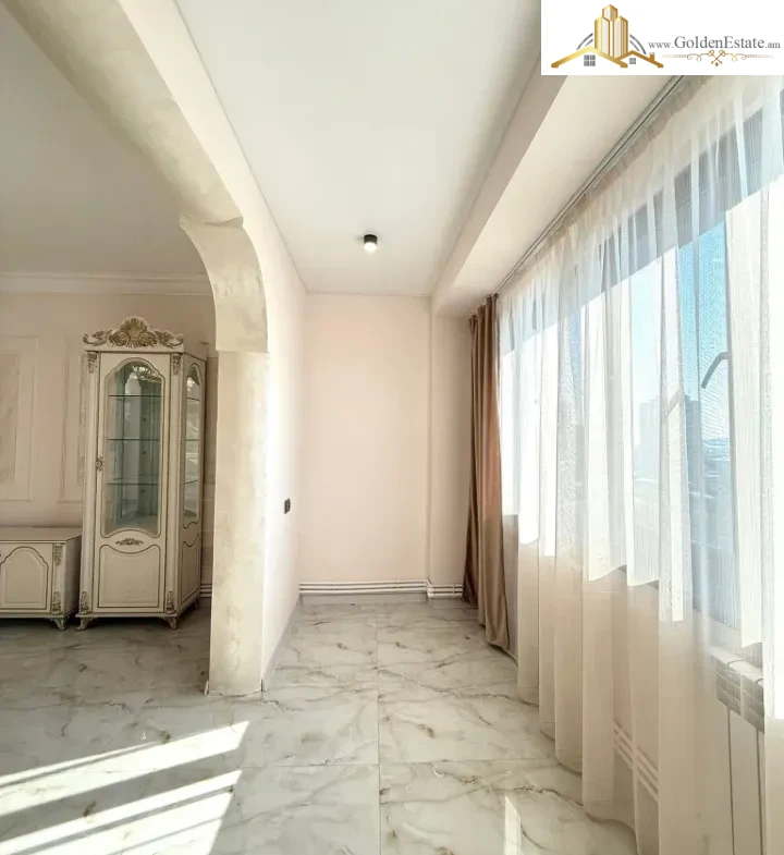 4 սենյականոց բնակարան Միքայելյան փողոցում Մալաթիա-Սեբաստիայում, 90 քմ, նախավերջին հարկ