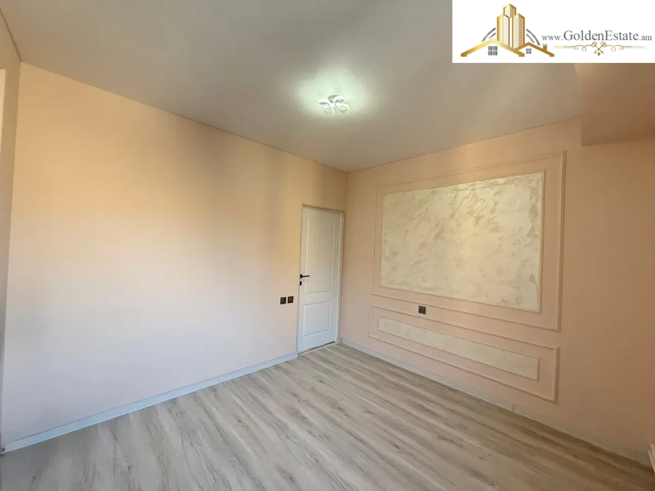 4 սենյականոց բնակարան Միքայելյան փողոցում Մալաթիա-Սեբաստիայում, 90 քմ, նախավերջին հարկ