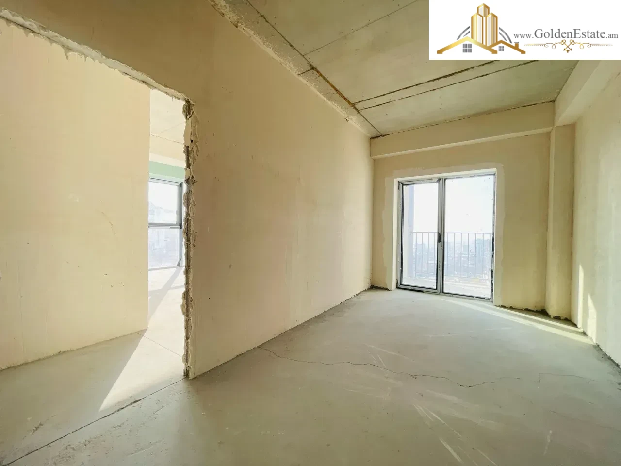 3 սենյականոց բնակարան նորակառույց շենքում Կոմիտասի պողոտայում Արաբկիրում, 84 քմ, 15/18 հարկ