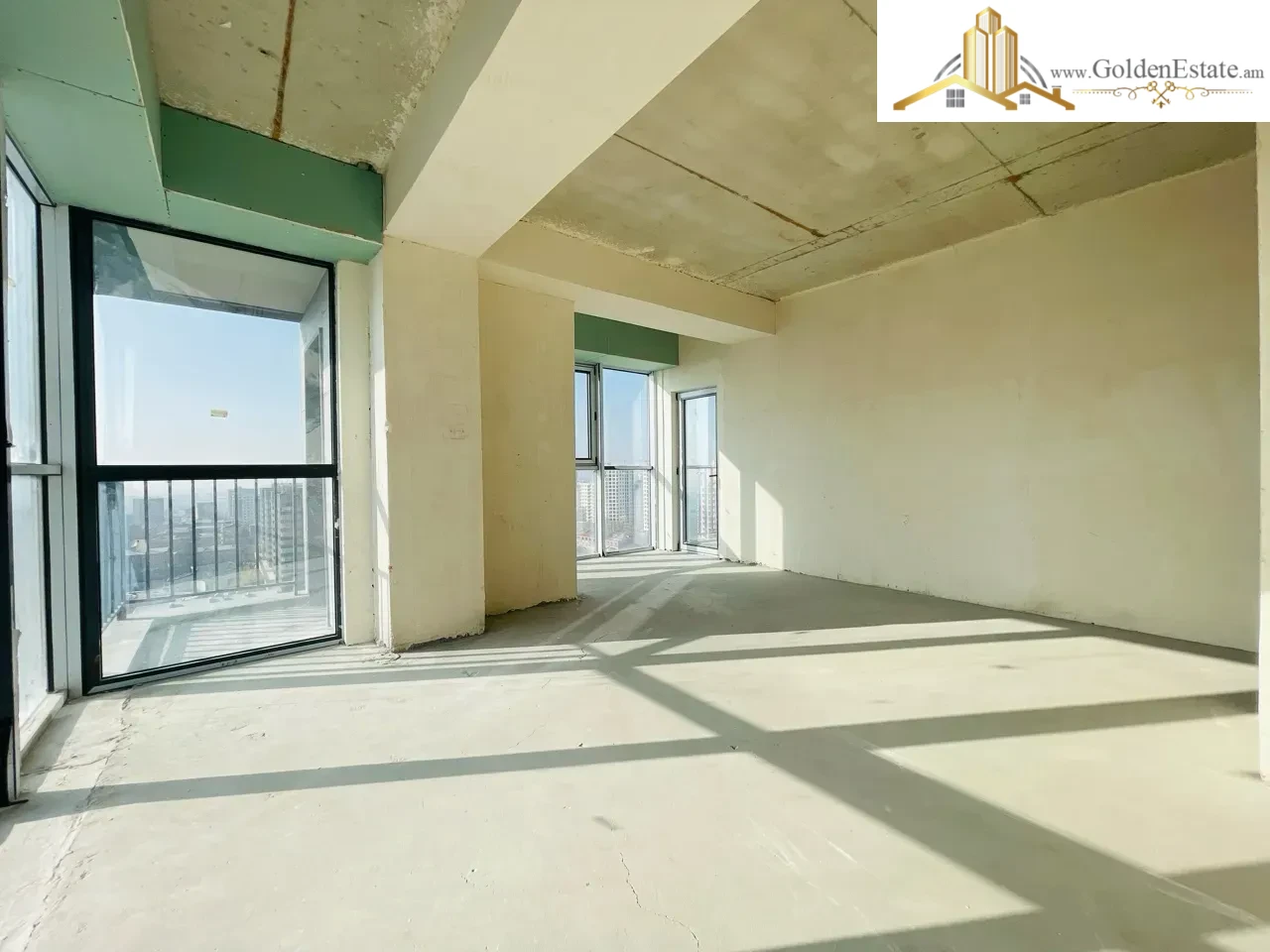 3 սենյականոց բնակարան նորակառույց շենքում Կոմիտասի պողոտայում Արաբկիրում, 84 քմ, 15/18 հարկ