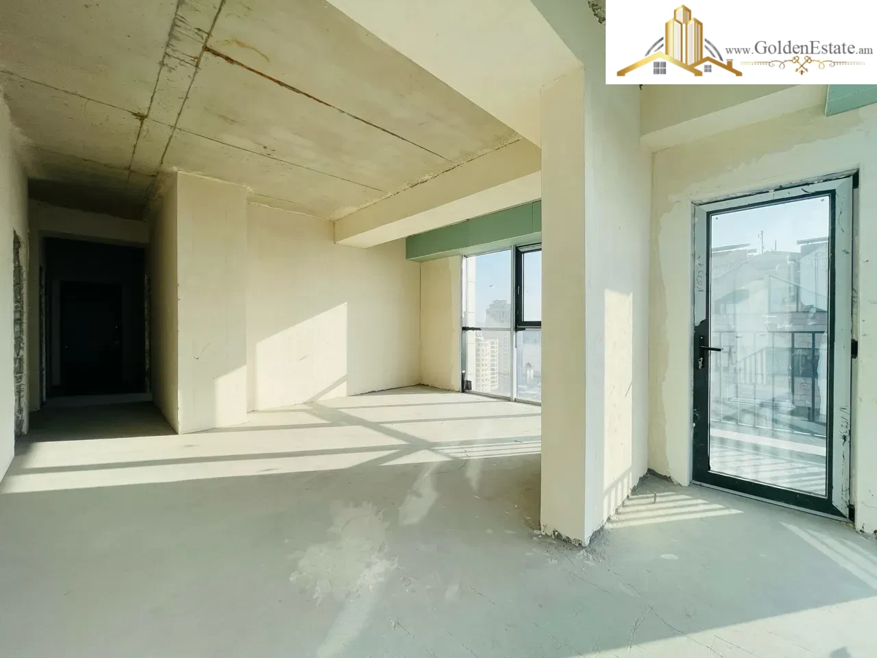 3 սենյականոց բնակարան նորակառույց շենքում Կոմիտասի պողոտայում Արաբկիրում, 84 քմ, 15/18 հարկ