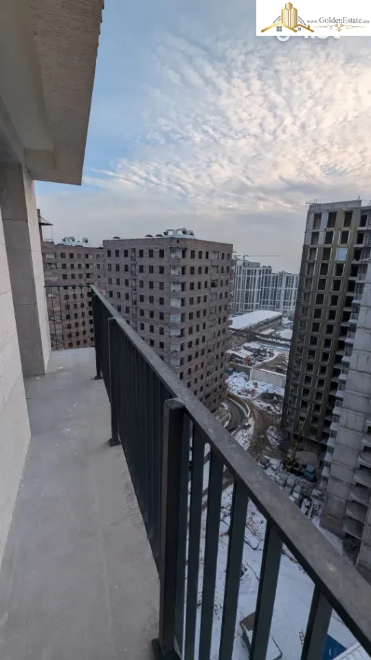 3 սենյականոց բնակարան նորակառույց շենքում Ադոնցի փողոցում Արաբկիրում, 98 քմ, 13/18 հարկ