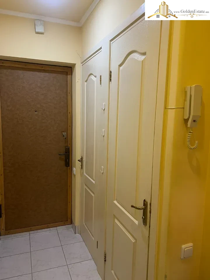 2 սենյականոց բնակարան Բադալ Մուրադյանի փողոցում Նոր Նորքում, 50 քմ, քարե շենք