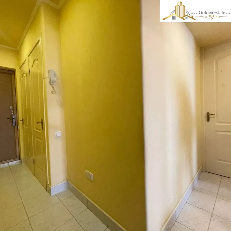 2 սենյականոց բնակարան Բադալ Մուրադյանի փողոցում Նոր Նորքում, 50 քմ, քարե շենք