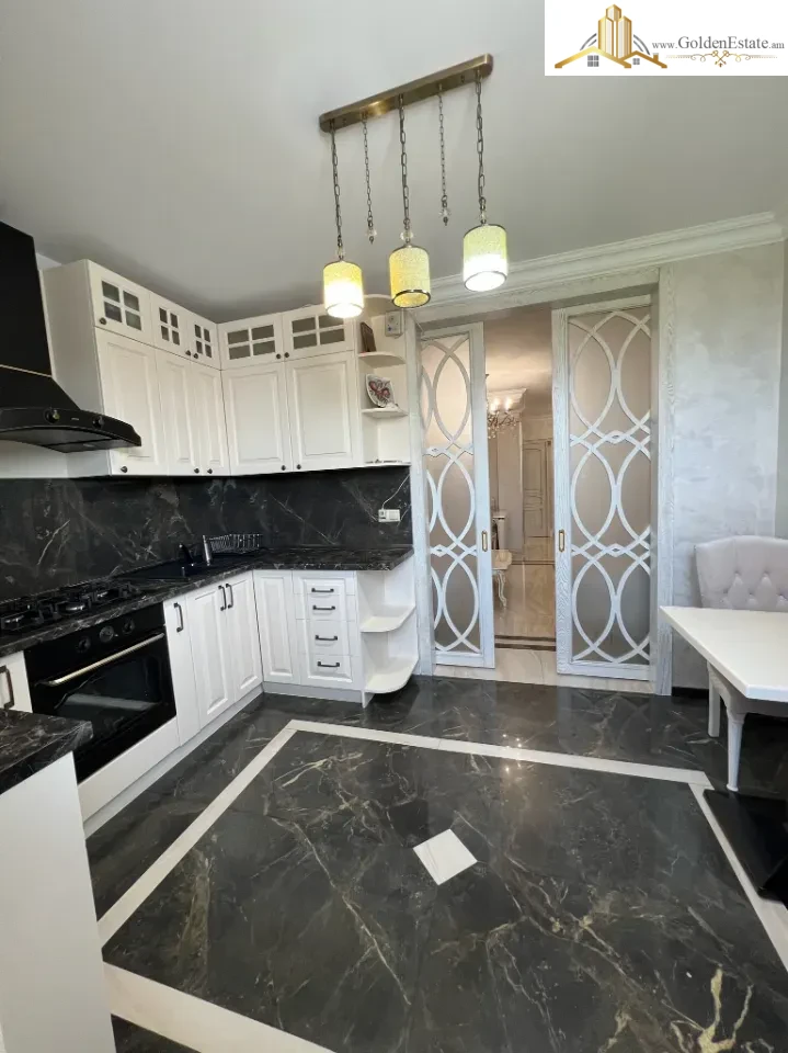 3 սենյականոց բնակարան Հրաչյա Ներսիսյան փողոցում Արաբկիրում, 76 քմ, 2/7 հարկ, բարձր առաստաղներ